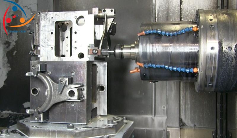 Gia công cơ khí là gì?