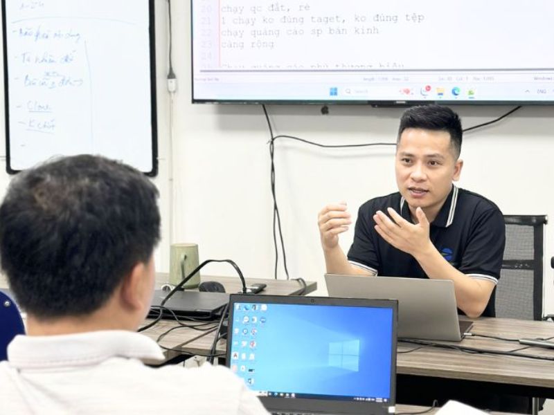 Lộ Trình Khóa Học Facebook Ads Online: Từ Cơ Bản Đến Nâng Cao